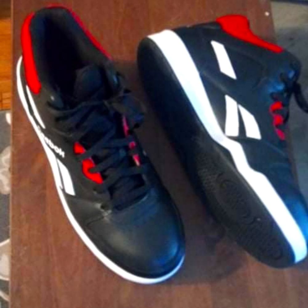 Reebok Steel Toe Sneakers Size 11